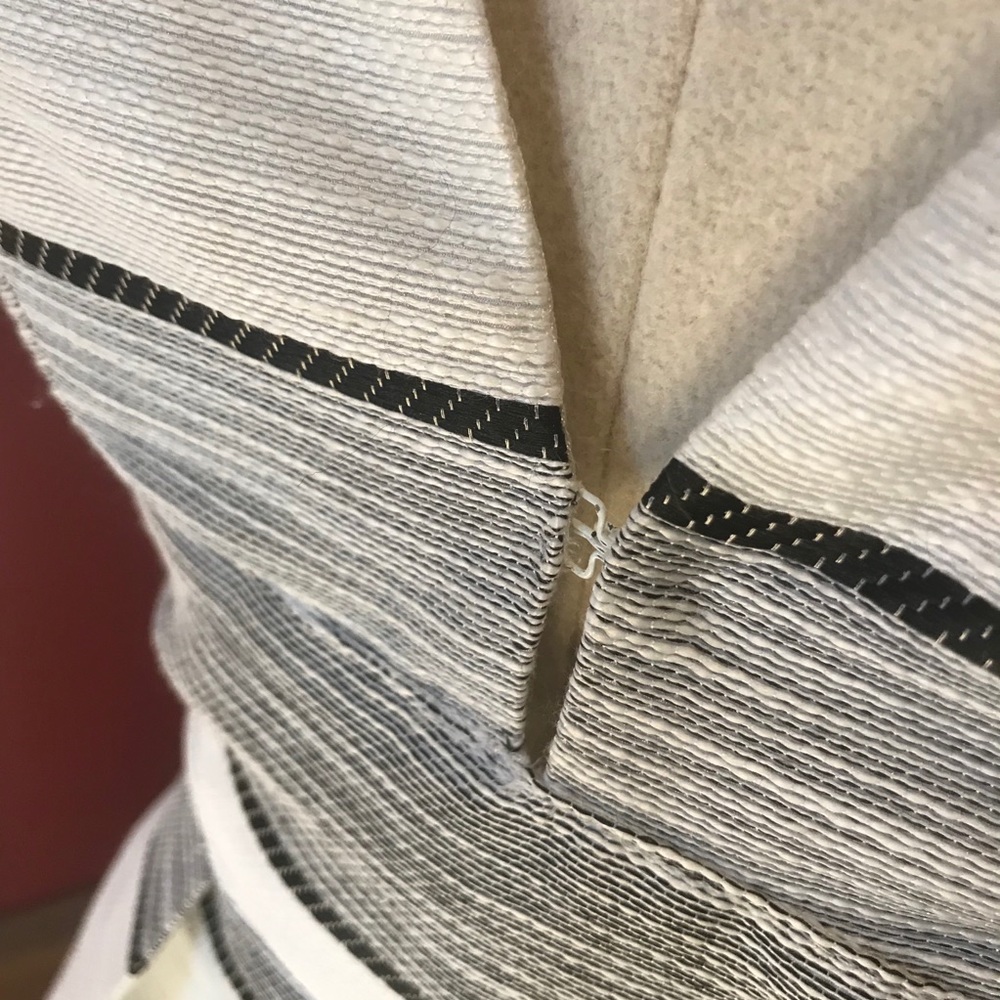 HOST PICK! NWOT. Gray/ White Dress - Picture 3 of 16